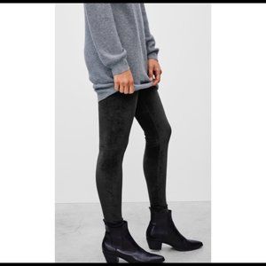 Talula Manhattan Velvet Leggings